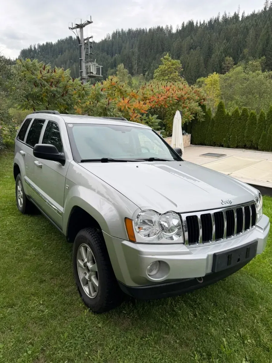 Jeep Cherokee 2005 photo 2
