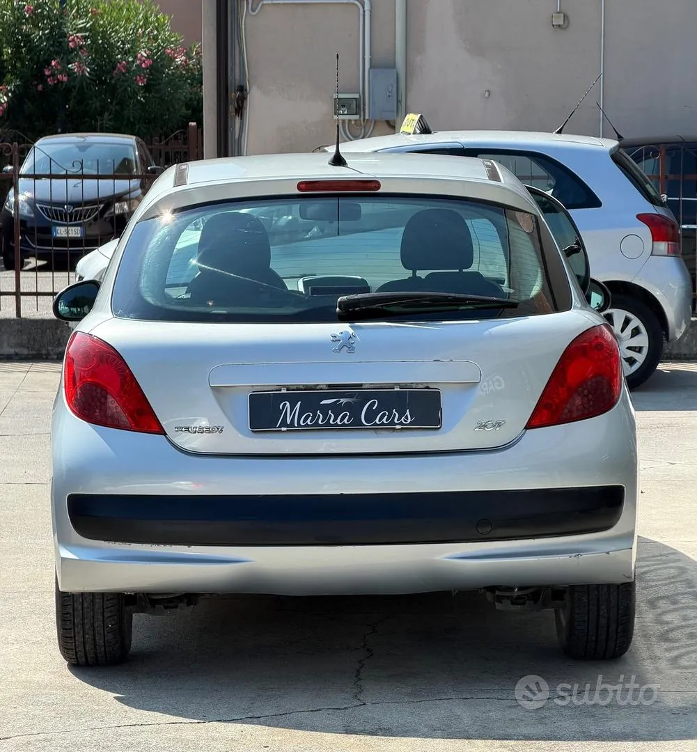 Peugeot 207 2009 photo 4
