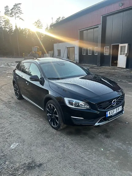 Volvo V60 Cross Country 2016 photo 3