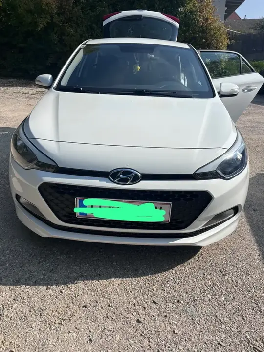 Hyundai I20