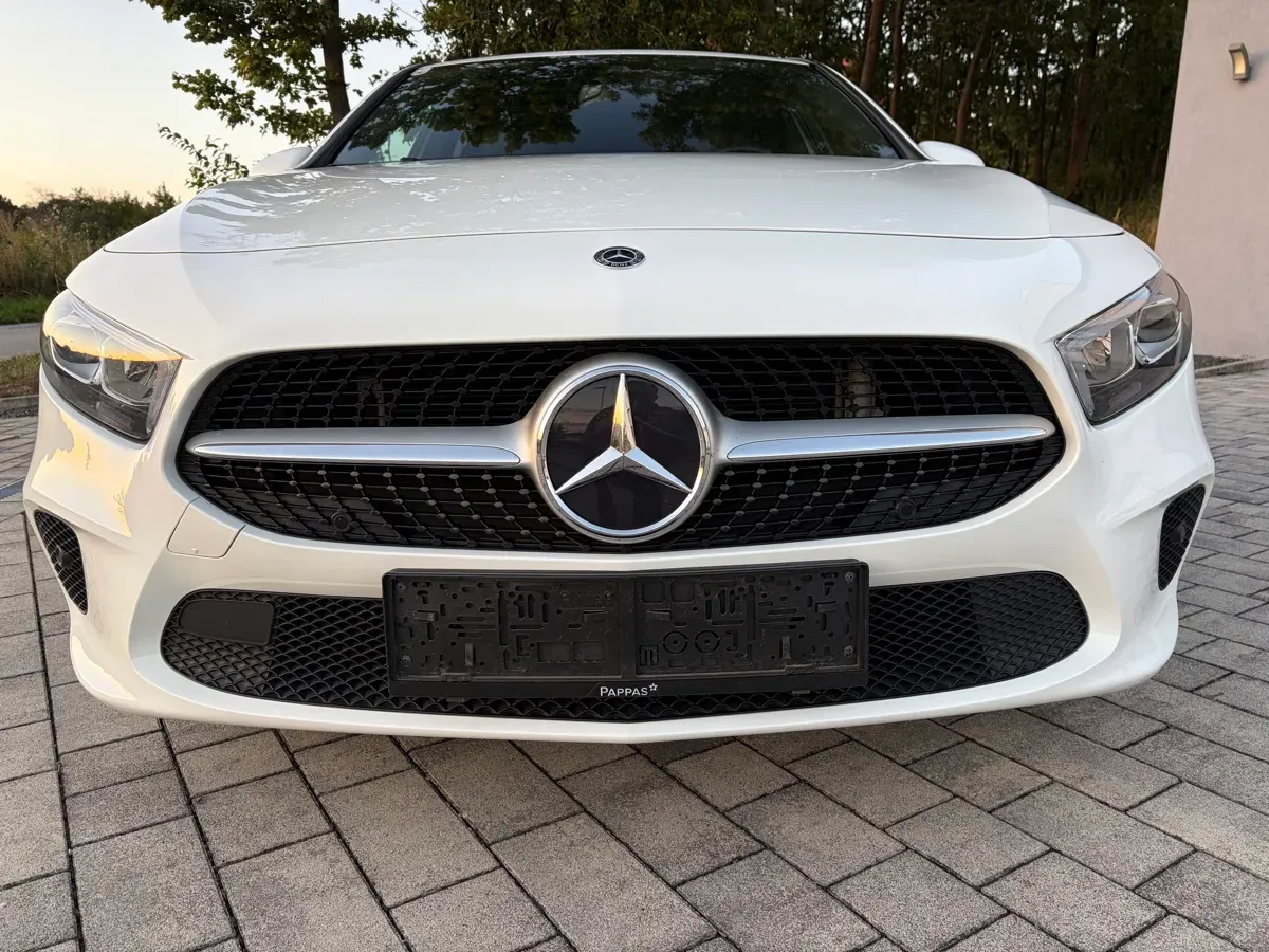 Mercedes-Benz A-Class 2019 photo 3