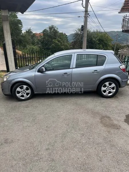 Opel Astra 2004 photo 3
