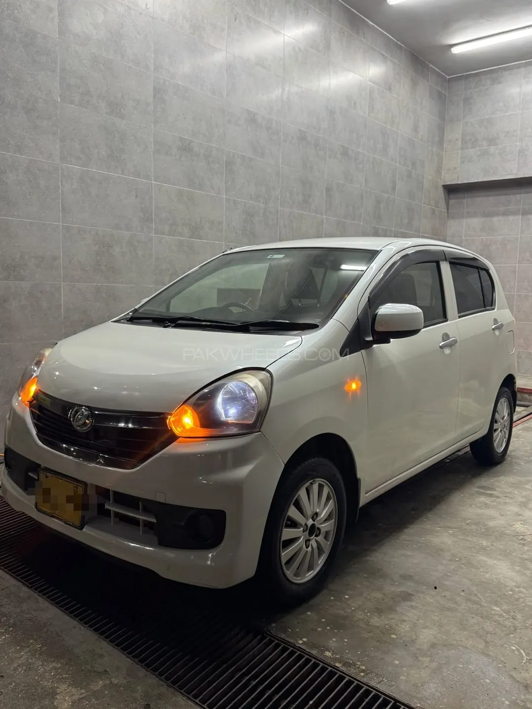 Daihatsu Mira