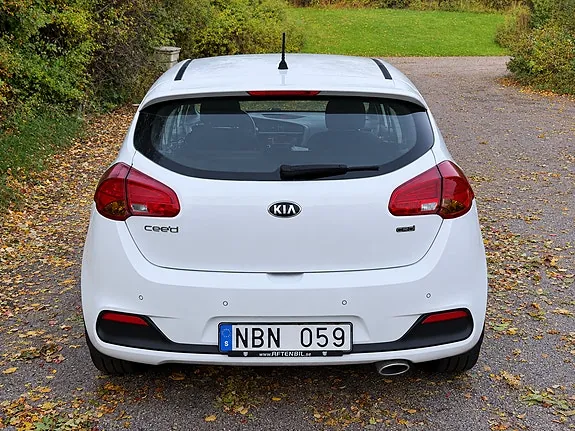 Kia Ceed 2013 photo 4