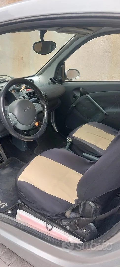 Smart 700 2003 photo 3