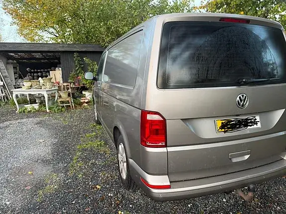 Volkswagen Transporter 2017 photo 3