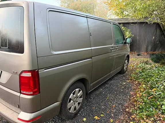 Volkswagen Transporter 2017 photo 4