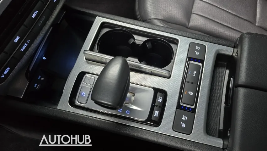 Genesis G80 2016 photo 4