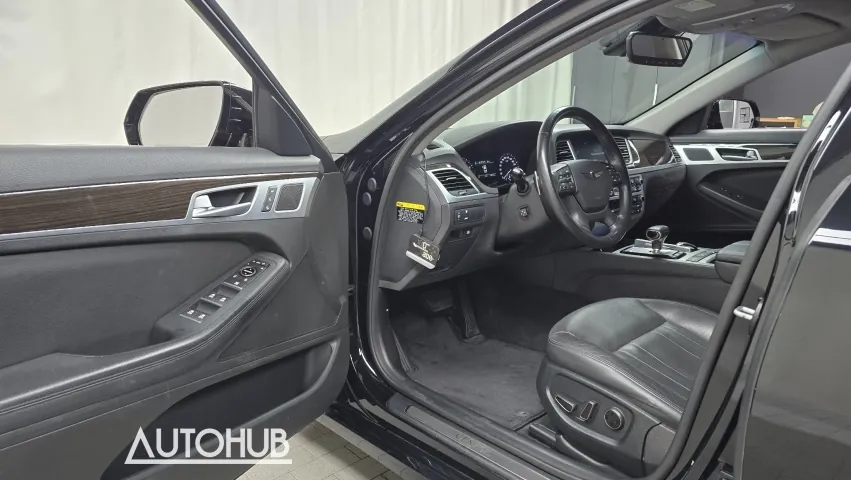Genesis G80 2016 photo 5