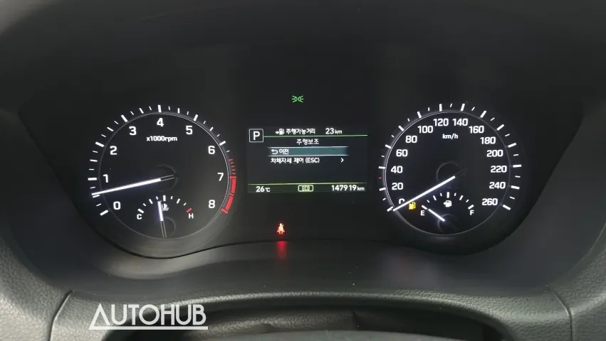 Genesis G80 2016 photo 3
