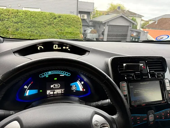 Nissan Leaf 2016 photo 5