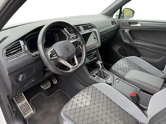Volkswagen Tiguan 2024 photo 5