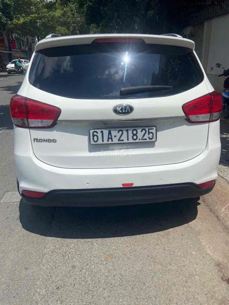 Kia Rondo 2015 photo 3