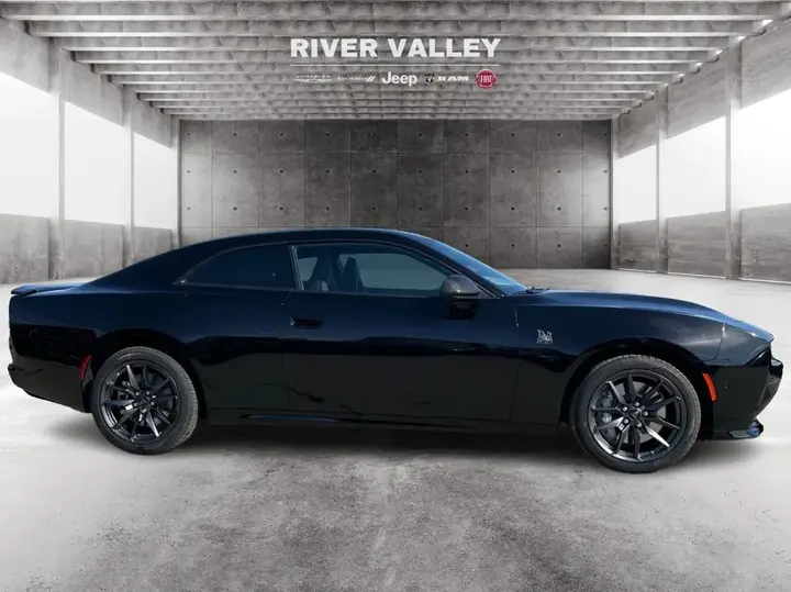 Dodge Charger 2026 photo 2