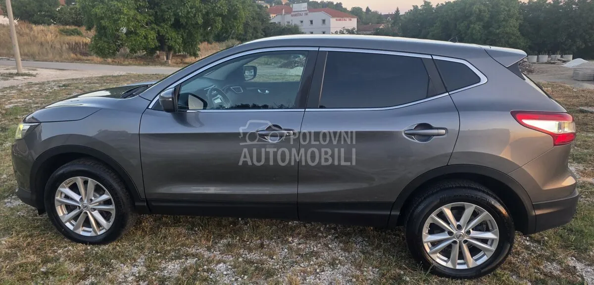 Nissan Qashqai 2015 photo 2