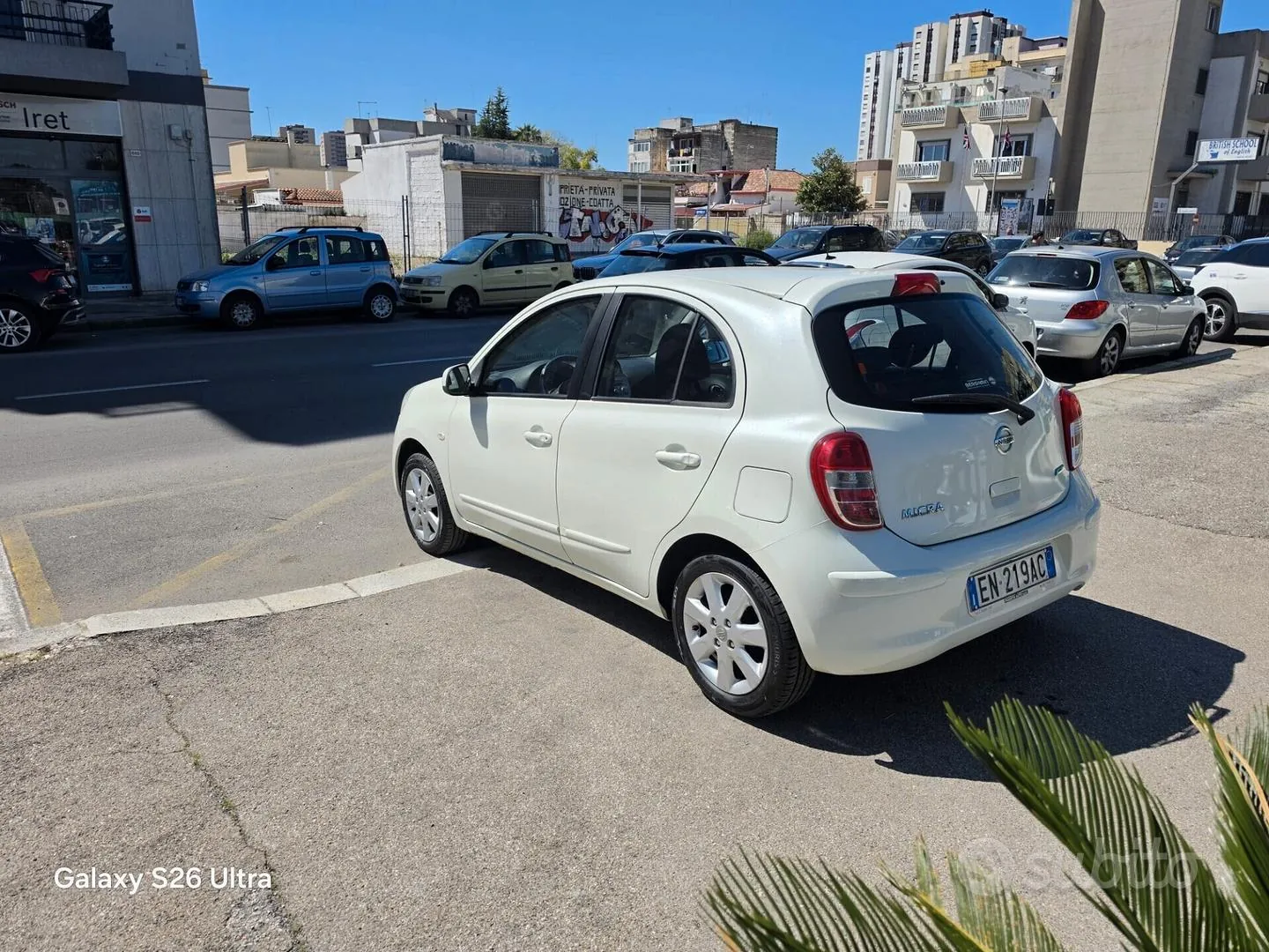 Nissan Micra 2012 photo 3