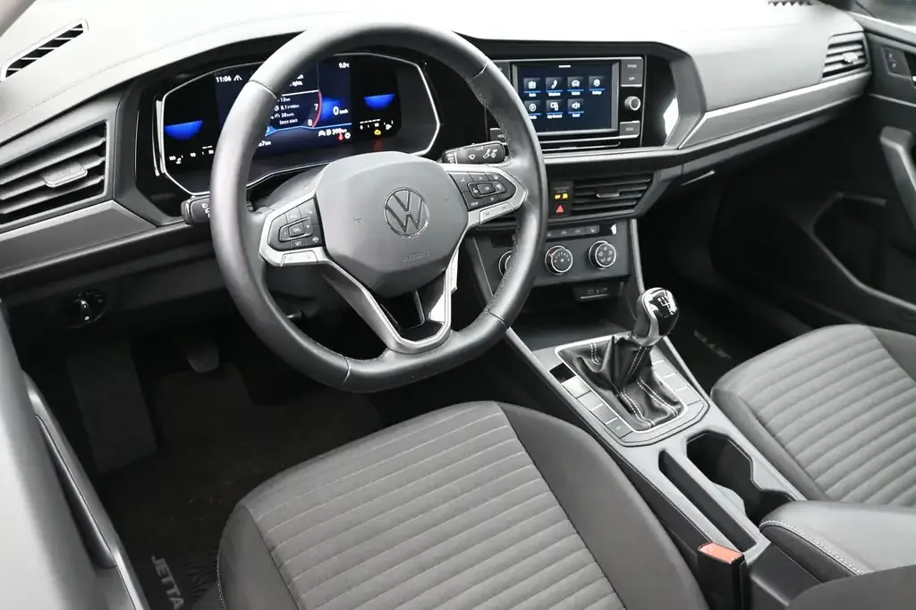 Volkswagen Jetta 2023 photo 5