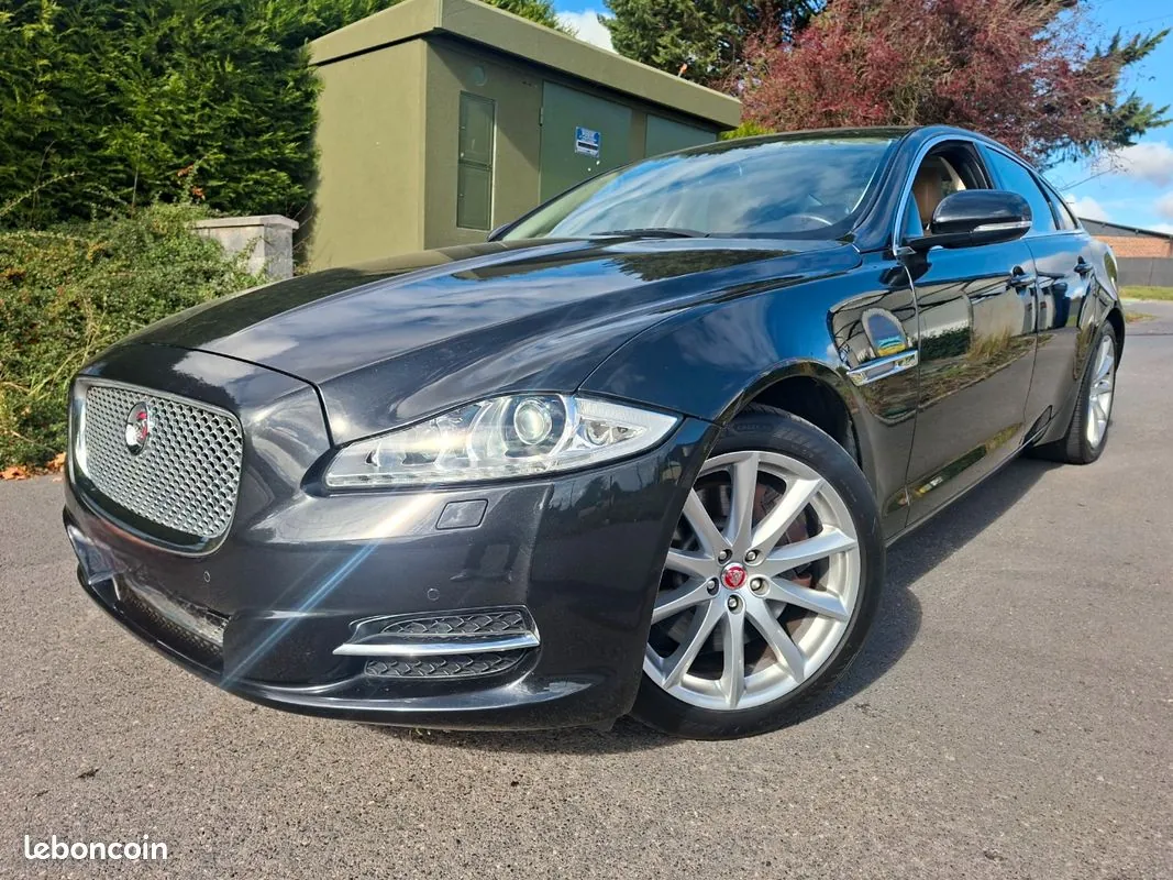 Jaguar Xj