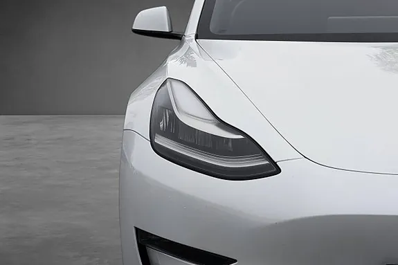 Tesla Model 3 2021 photo 3