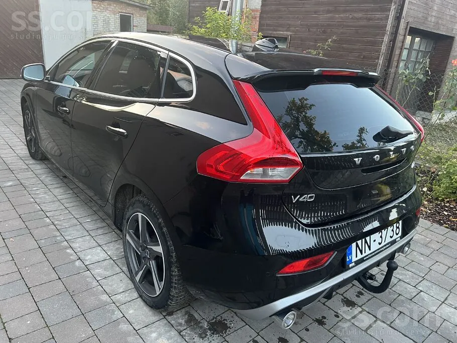 Volvo V40 2015 photo 4