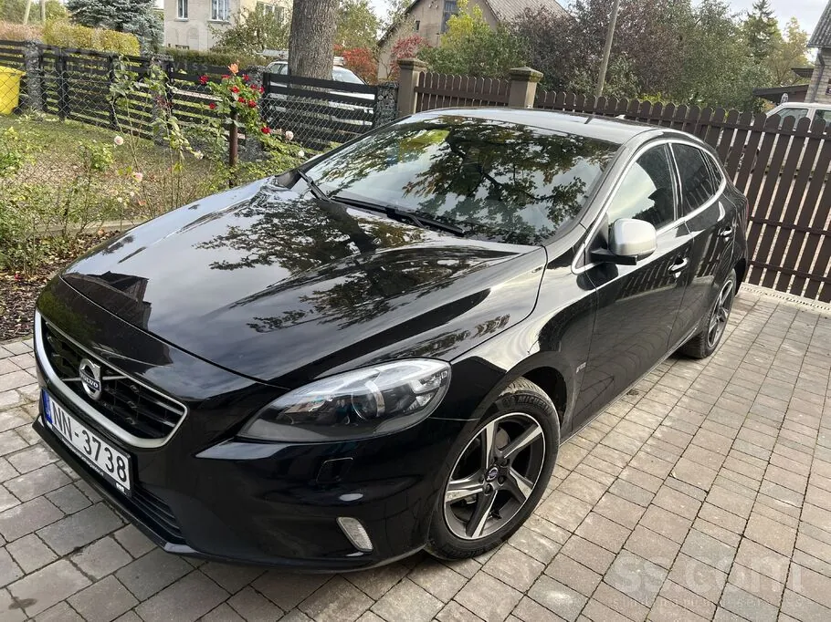 Volvo V40 2015 photo 2