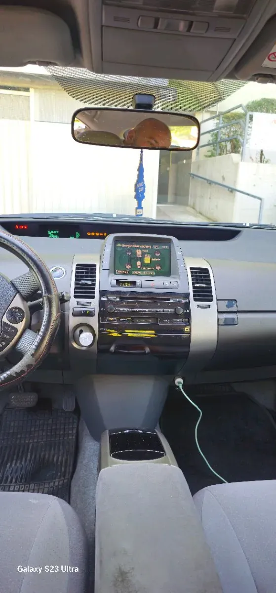 Toyota Prius 2004 photo 3