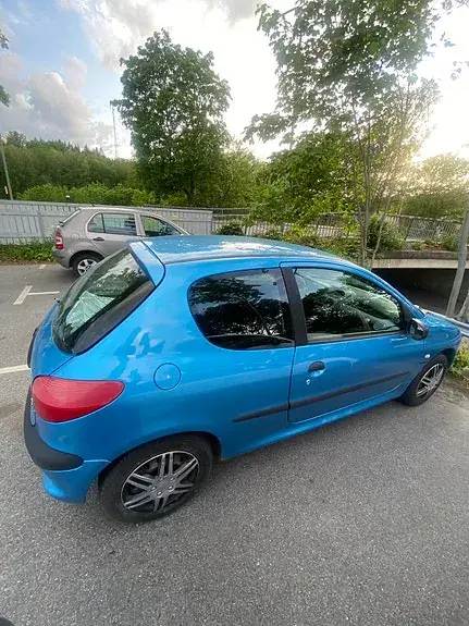 Peugeot 206 2002 photo 3