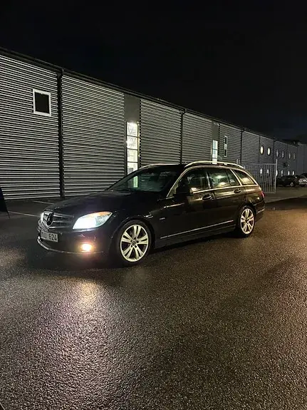 Mercedes-Benz C 220
