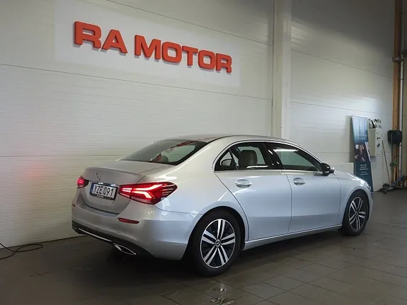 Mercedes-Benz A180 2020 photo 4