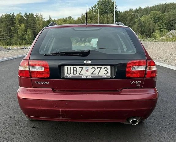 Volvo V40 2004 photo 4
