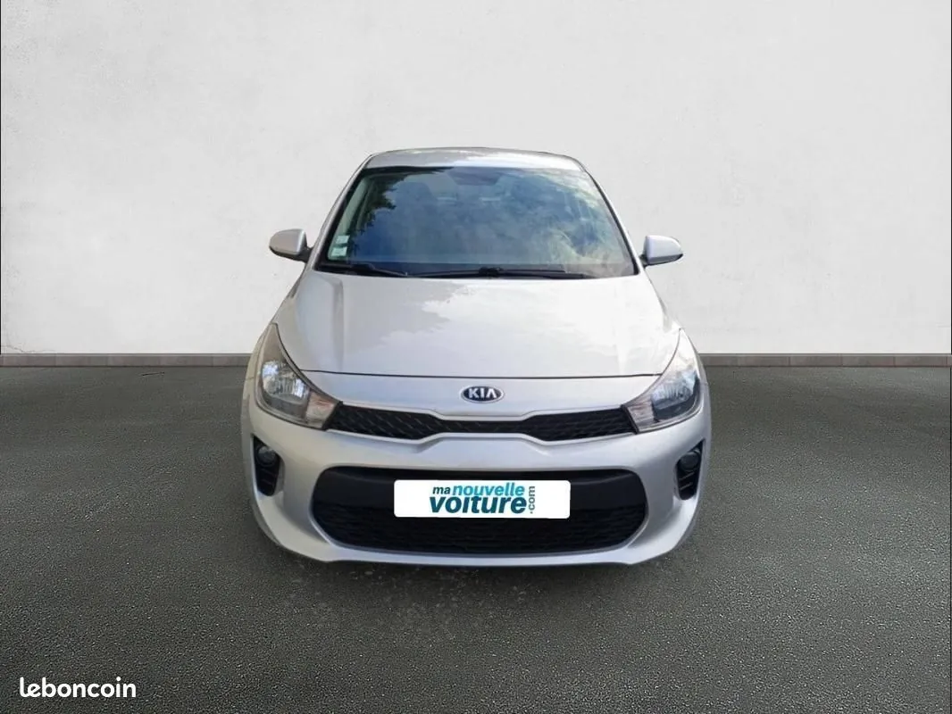 Kia Rio 2018 photo 2