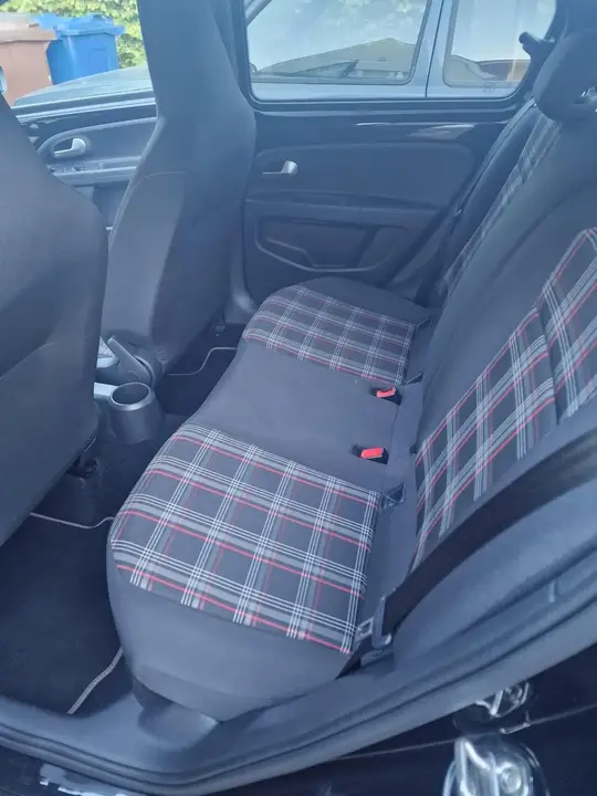 Volkswagen Up 2022 photo 5