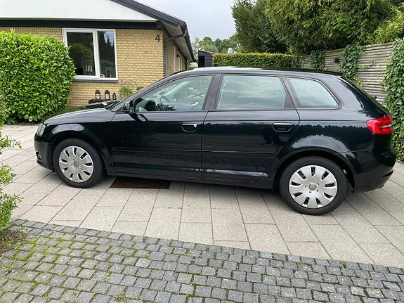 Audi A3 2012 photo 4