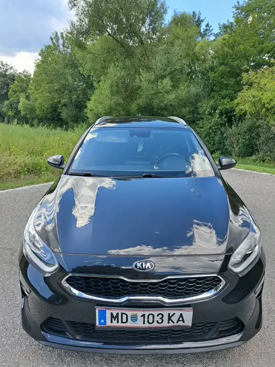 Kia Ceed Sw 2020 photo 2