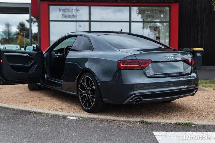 Audi A5 2012 photo 5