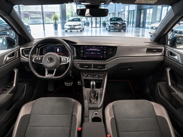 Volkswagen Polo 2019 photo 2