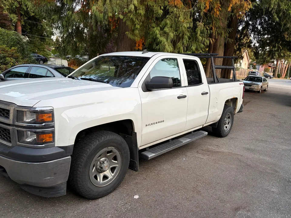 Chevrolet Silverado 1500 2014 photo 2