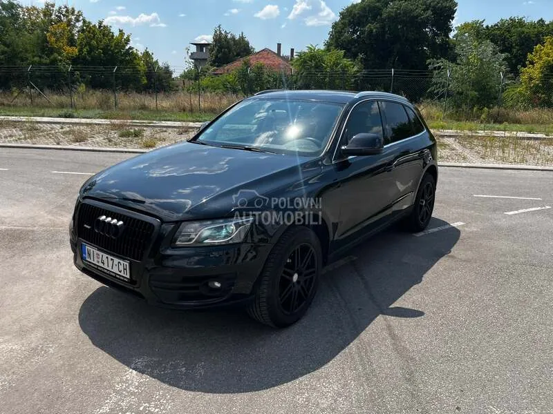 Audi Q5 2010 photo 2
