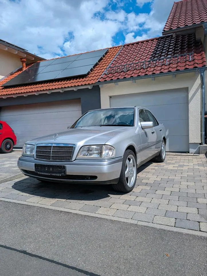 Mercedes-Benz C280