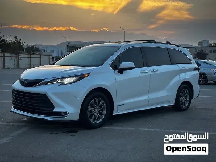 Toyota Sienna 2021 photo 3