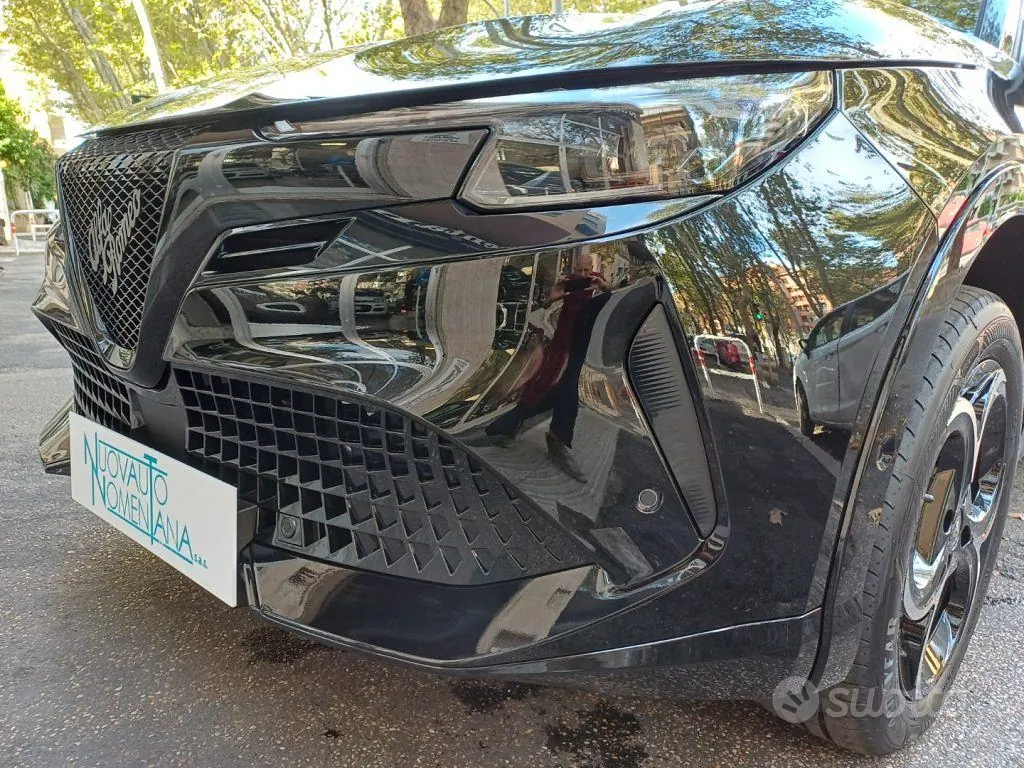 Alfa Romeo Junior 2026 photo 2