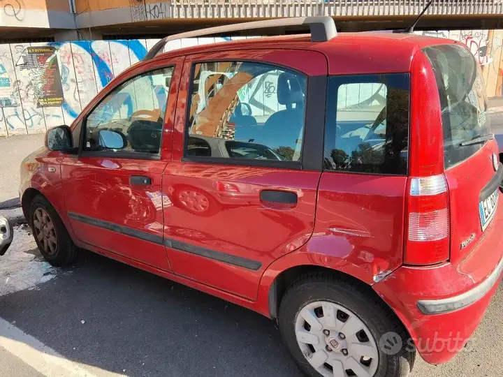 Fiat Panda 2010 photo 4