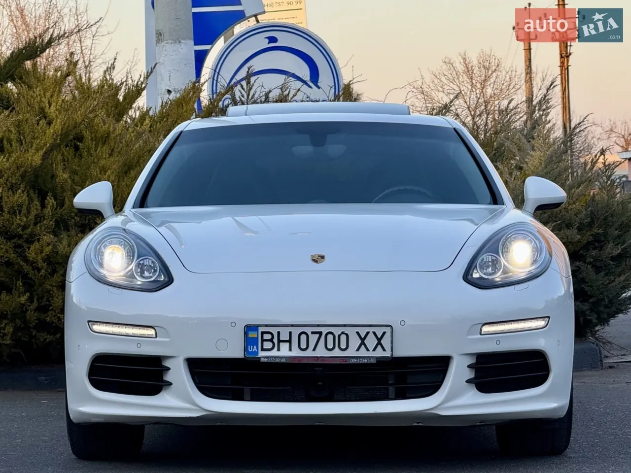 Porsche Panamera 2013 photo 2