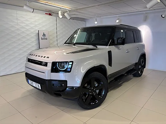 Land Rover Defender 110