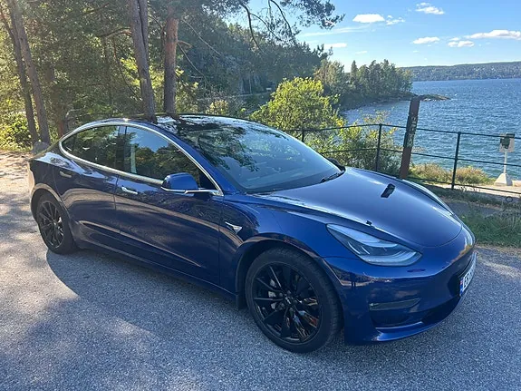 Tesla Model 3 2020 photo 2