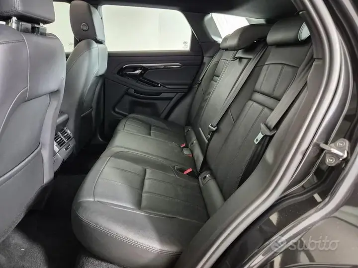 Land Rover Evoque 2022 photo 5