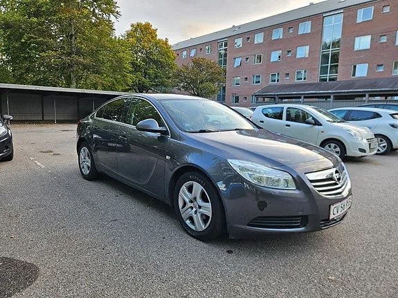 Opel Insignia 2012 photo 2