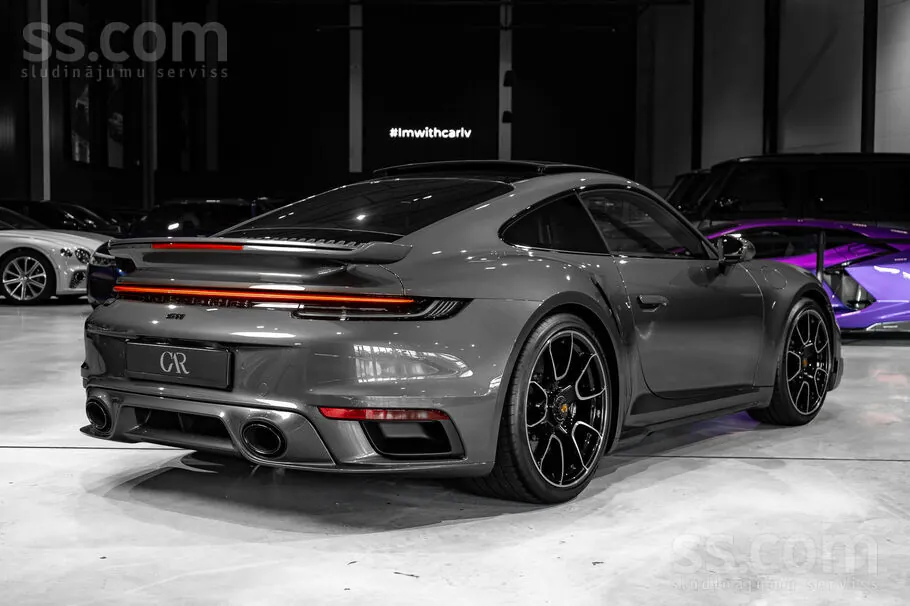 Porsche 911 2023 photo 4