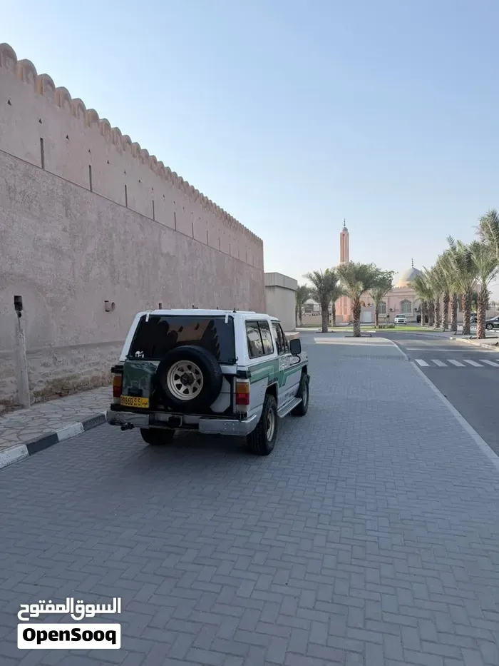 Nissan Patrol 1983 photo 4