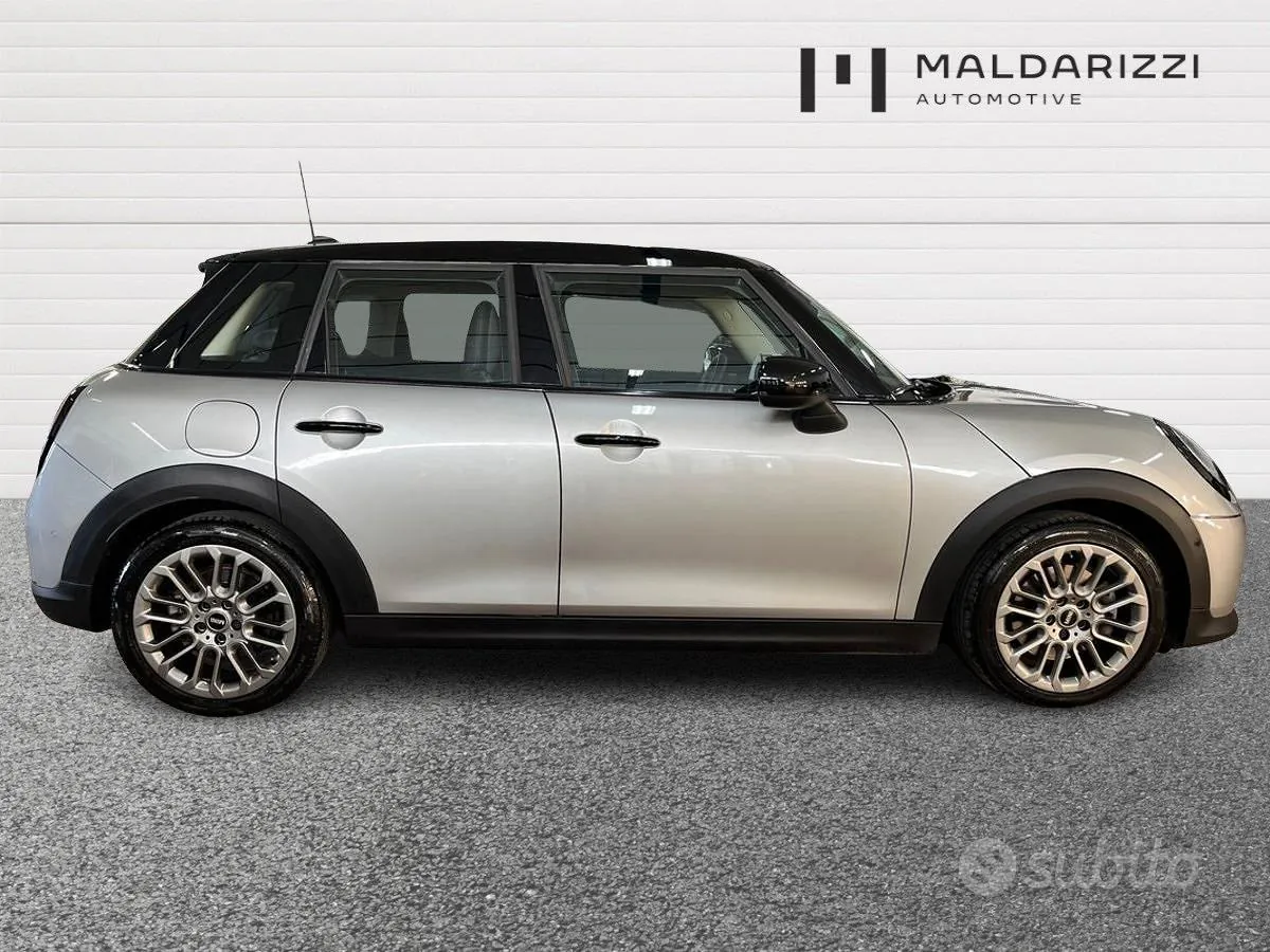 Mini Cooper 2025 photo 5